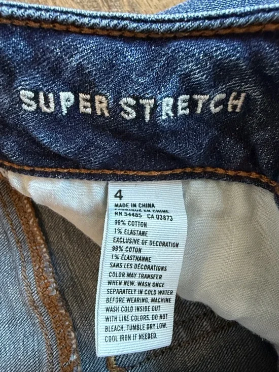 American Eagle Women’s Distressed Denim Frayed Cutoff Shorts Medium Blue Size 4 - Picture 9 of 11